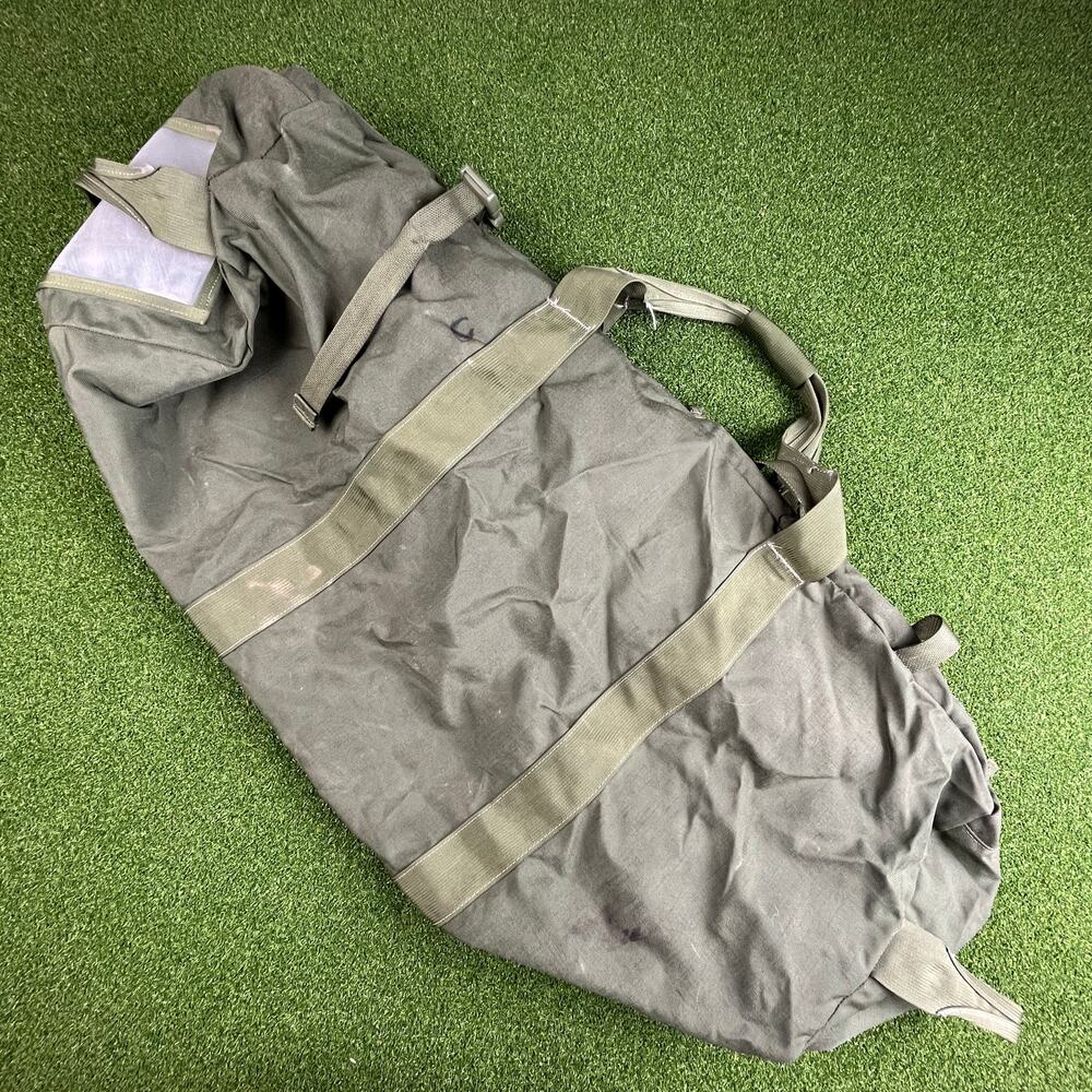 U.S. Military Army Surplus Zip Green Duffle Bag Back Pack